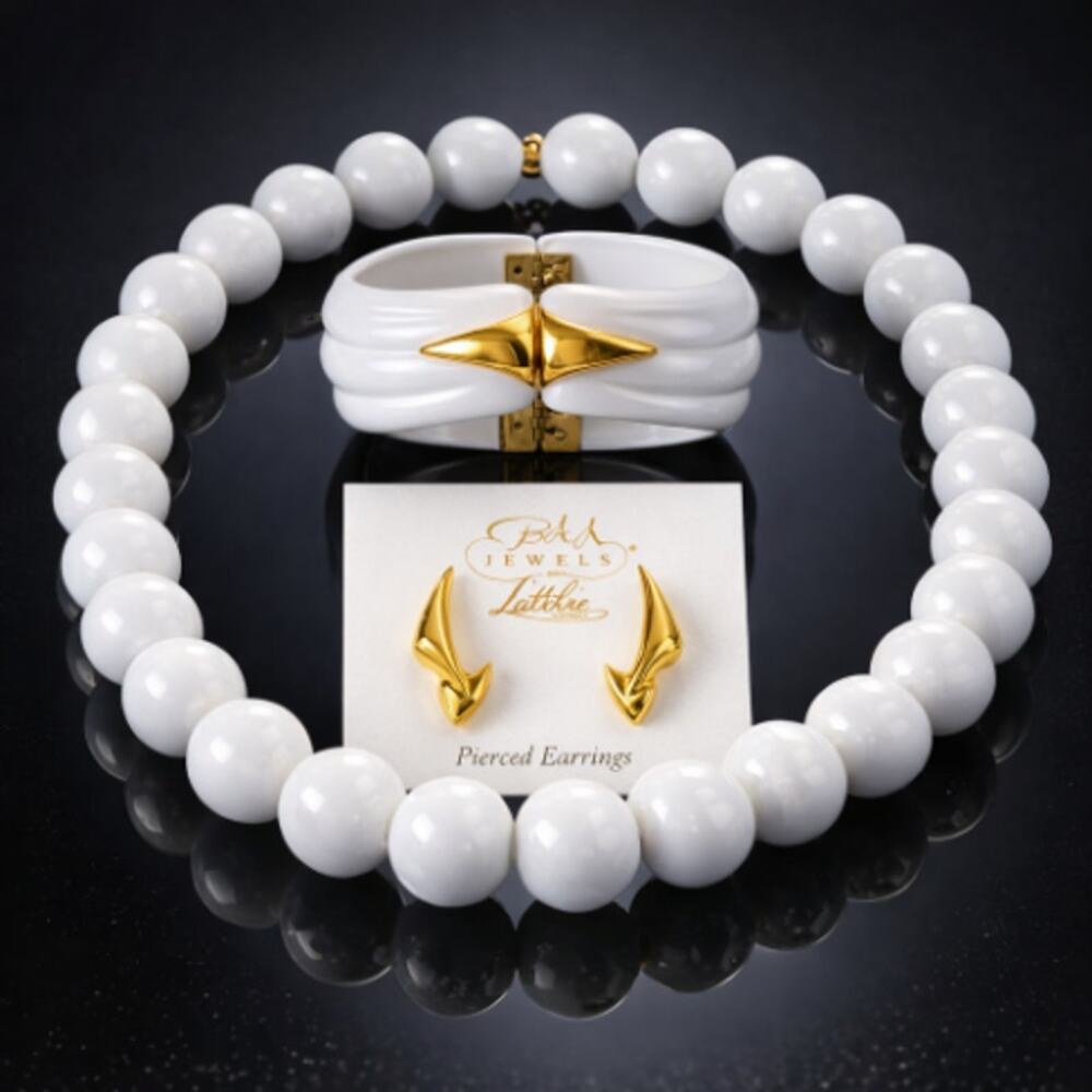 VTG Park Lane Color Connections White Bead Necklace, Cuff Bracelet & Earring Set